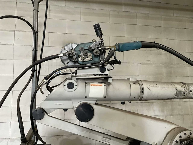 Otc irb-651 lasrobot met lasmanipulator - afbeelding 36 van  36