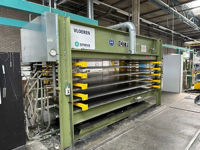 Ott / hansaflex - complete koelcel / vriescel panelen productielijn 2 - 2021 - afbeelding 12 van  24