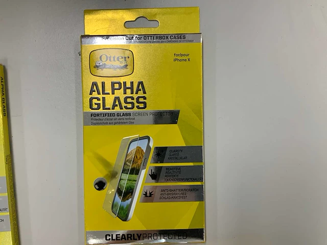 Otterbox - alpha glass screen protector voor iphone 6/6s/7/8/x & ipad 5/6 rugged protection defender (15x) - afbeelding 4 van  7