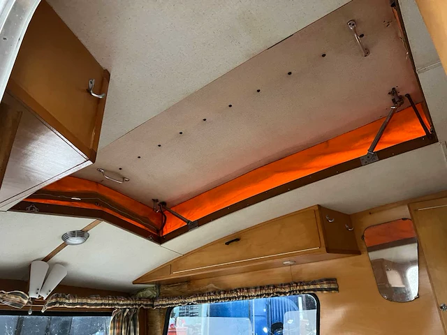 Otton speurders caravan - afbeelding 13 van  31