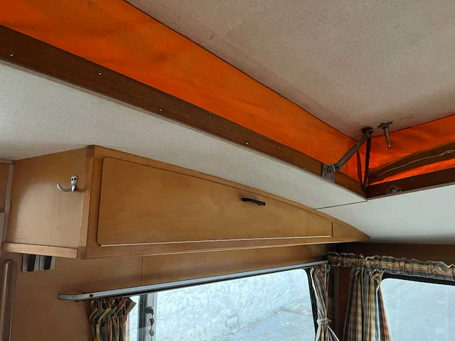 Otton speurders caravan - afbeelding 18 van  31