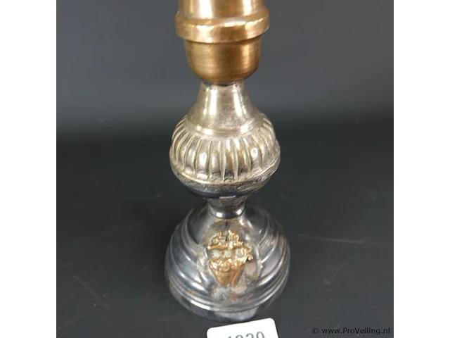 Oud altaar kruisbeeld crucifix christi - afbeelding 4 van  5
