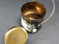 Oud handbeschilderd metalen dekselpot met hengsel - afbeelding 4 van  5
