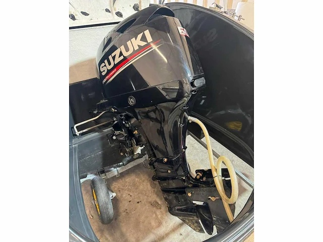 Oud huijzer 570 tender suzuki 60 pk 2017 + pegatrailer | 80-67-yv - afbeelding 11 van  20