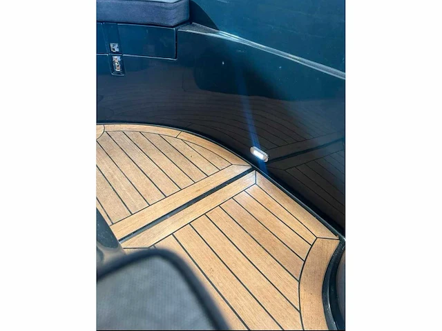 Oud huijzer 570 tender suzuki 60 pk 2017 + pegatrailer | 80-67-yv - afbeelding 19 van  20