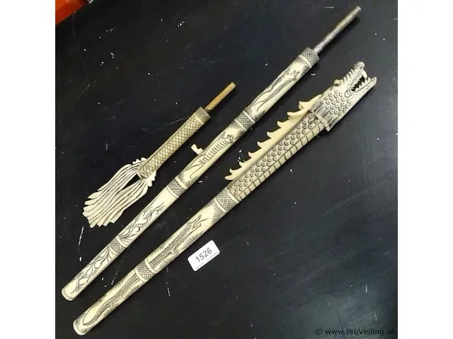 Oude been of soortgelijk?. blaaspijp?. - afbeelding 5 van  5