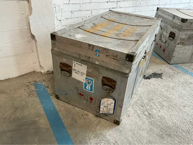 Oude circuskoffer/circuskist (2x) - afbeelding 4 van  11