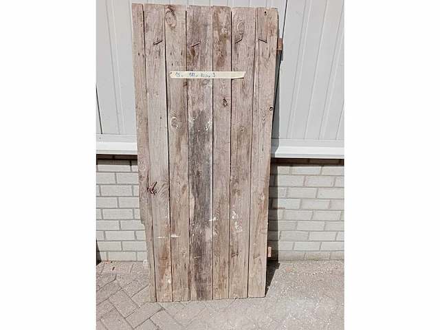 Oude houten deur - afbeelding 1 van  1
