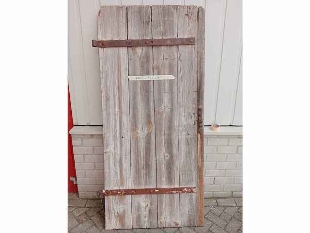 Oude houten deur - afbeelding 1 van  1