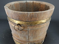 Oude houten emmer - afbeelding 1 van  5