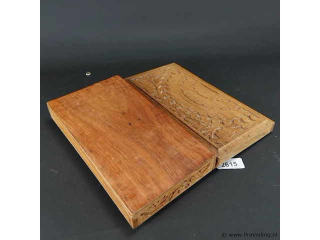 Oude houten kist - afbeelding 5 van  5