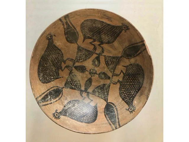 Oude indusvallei - terracotta kom met vogels bouwjaar 3300-2000 v.c., keramiek - afbeelding 1 van  3