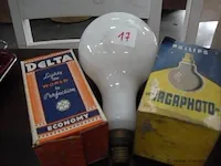 Oude lampen,3 stuks - afbeelding 1 van  1