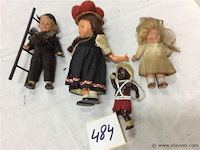 Oude popjes - afbeelding 1 van  3