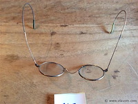 Oude rond bril - afbeelding 2 van  2