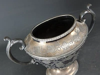 Oude suikerpot met gravures - afbeelding 4 van  5