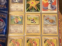 Oude vintage pokémon map met o.a. charizard, venusaur en blastoise - afbeelding 2 van  18