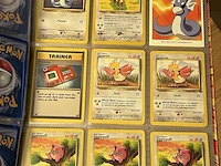 Oude vintage pokémon map met o.a. charizard, venusaur en blastoise - afbeelding 3 van  18
