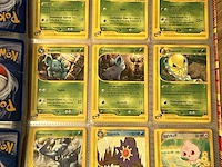 Oude vintage pokémon map met o.a. charizard, venusaur en blastoise - afbeelding 4 van  18
