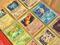 Oude vintage pokémon map met o.a. charizard, venusaur en blastoise - afbeelding 14 van  18
