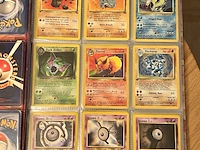 Oude vintage pokémon map met o.a. charizard, venusaur en blastoise - afbeelding 16 van  18
