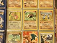 Oude vintage pokémon map met o.a. charizard, venusaur en blastoise - afbeelding 18 van  18