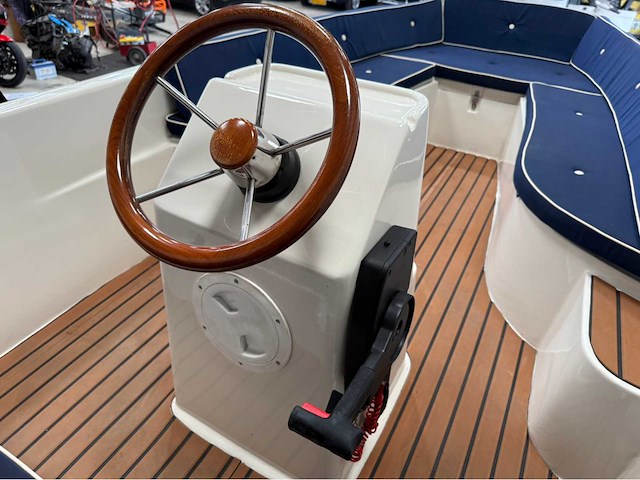 Oudhuizer 460 - yamaha 15pk four stroke - inclusief trailer - sloep - 2011 - afbeelding 13 van  36