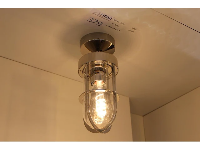 Outdoor hanglamp astro met doorsnede 12 en hoogte 28 cm. - afbeelding 1 van  2