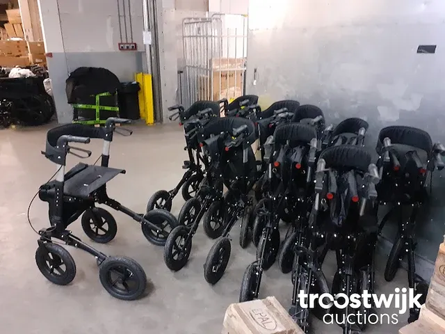 Outdoor rollator met grote wielen - afbeelding 5 van  6