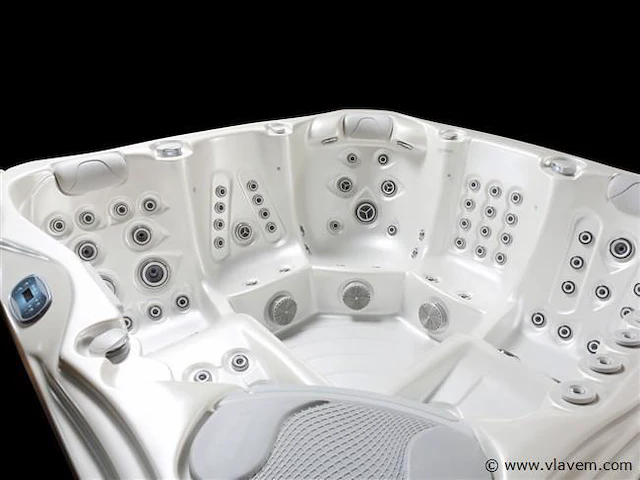 Outdoor spa 5-persoons 210x210x90 cm - wit bad met zwarte zijkant - incl. bluetooth - afbeelding 4 van  14