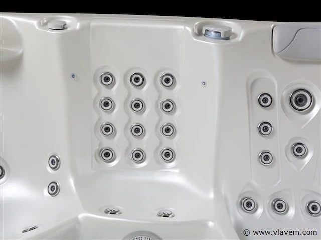 Outdoor spa 5-persoons 210x210x90 cm - wit bad met zwarte zijkant - incl. bluetooth - afbeelding 9 van  14