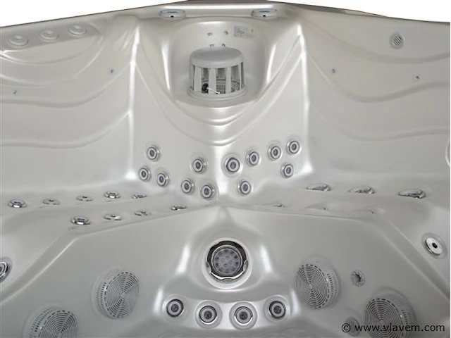 Outdoor spa 5-persoons 220x220 cm - grijs bad / grijze zijkant - incl. bluetooth & wifi - afbeelding 38 van  59