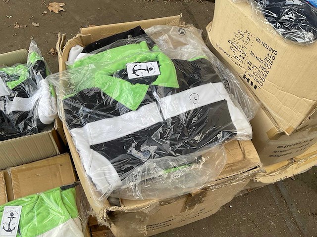 Outdoor vesten (fleecetrui) - afbeelding 4 van  7