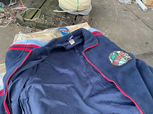 Outdoor vesten (fleecetrui) - afbeelding 7 van  7