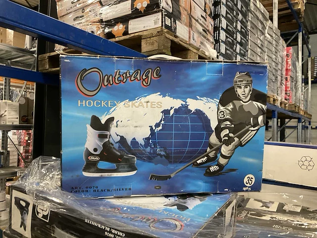Outrage hockey skates maat 35 (103x) - afbeelding 1 van  3
