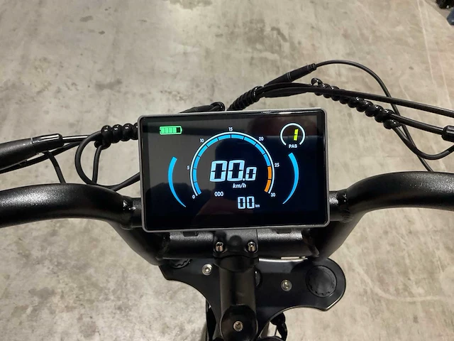 Ouxi fatbike v8 enkele accu elektrische fiets - afbeelding 9 van  29