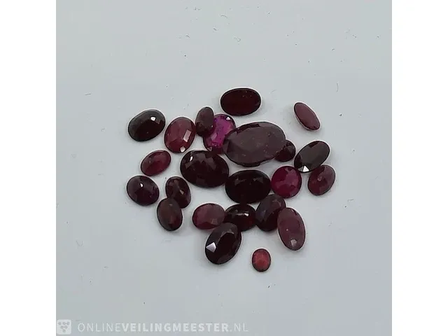 Ovaal geslepen natuurlijke robijnen - afbeelding 5 van  8