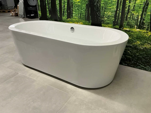 Ovaal ligbad 177cm - afbeelding 1 van  6