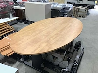 Ovale bureautafel - afbeelding 1 van  6