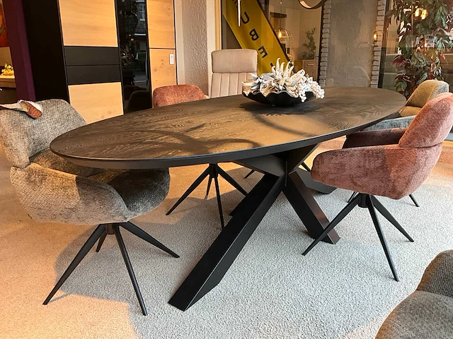Ovale eetkamertafel - afbeelding 1 van  9
