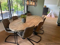 Ovale eettafel met matrix onderstel - 160 x 95 cm
