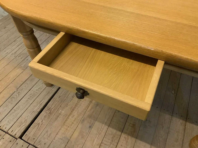 Ovale eettafel - afbeelding 4 van  6