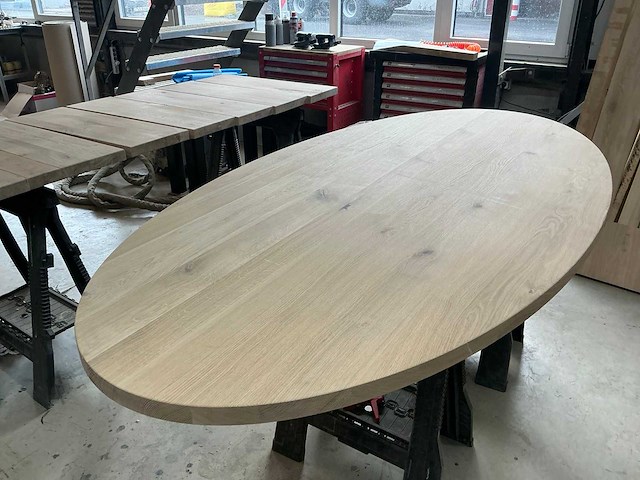 Ovale eikenhout tafelblad 2200x1100 (3x) - afbeelding 1 van  4