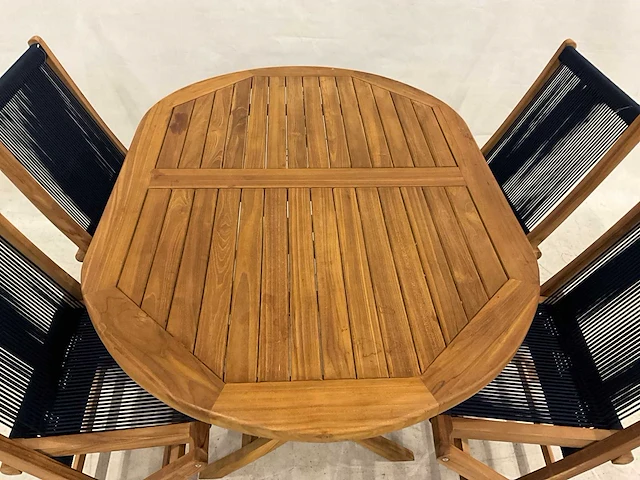 Ovale tuinset met stoelen - afbeelding 3 van  4
