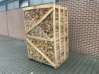 Oven gedroogd eiken haardhout 8m³ (4x pallet) - afbeelding 1 van  10