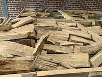 Oven gedroogd eiken haardhout 8m³ (4x pallet) - afbeelding 7 van  10