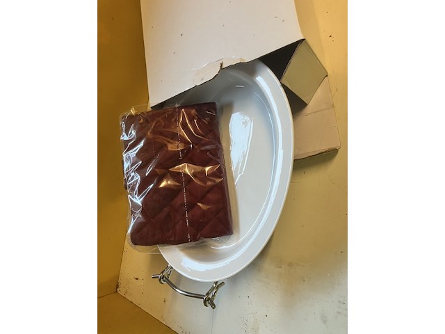 Ovenschaal met tilrek en rode panlap - afbeelding 1 van  5