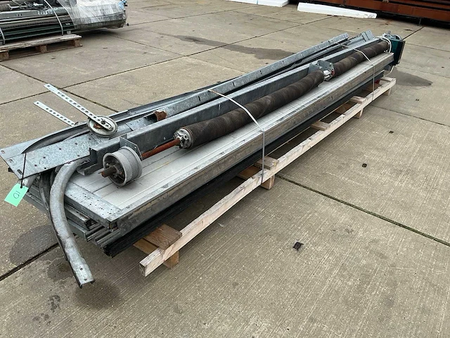 Overhead deur (4,05x3,20 mtr) - afbeelding 2 van  9