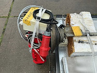 Overheaddeur (2,04x2,85 mtr) - afbeelding 7 van  10