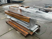 Overheaddeur (2,20x3,75 mtr) ongebruikt